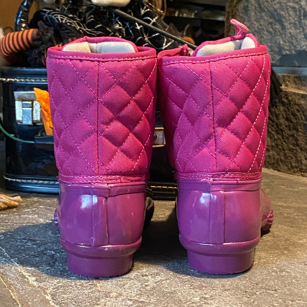 NIB JG cute rain/snow Duck Boots,Plum Chill pink/purple,rubber/quilt,lace up 7.5 - Picture 5 of 10